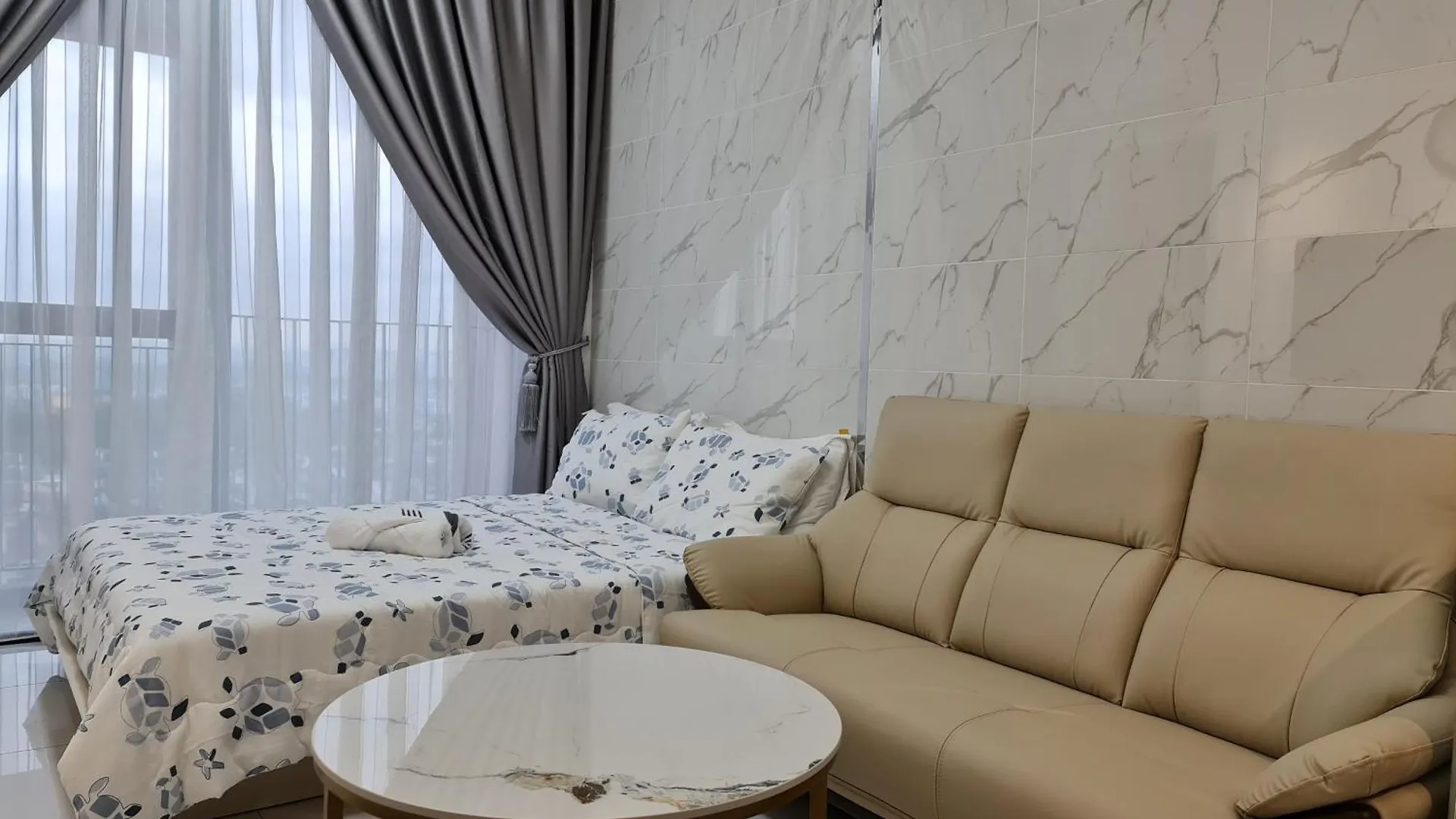 Sky Trees Serviced Apartment Bukit Indah Johor Johor Bahru 0*,